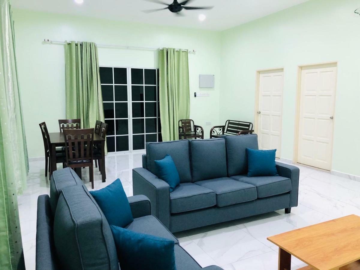 Atocha Homestay - Terong@Taiping Kampong Salak Exteriör bild