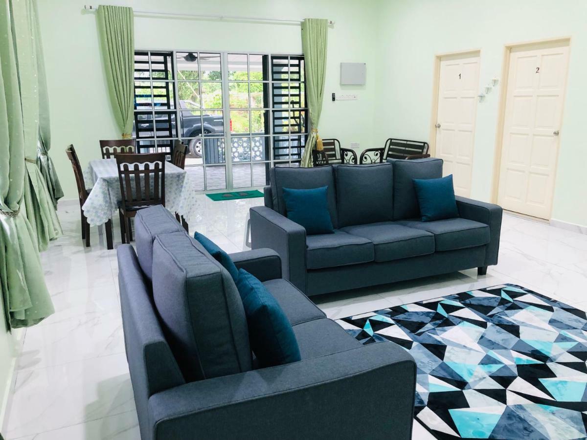Atocha Homestay - Terong@Taiping Kampong Salak Exteriör bild